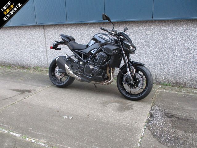 kawasaki - z900