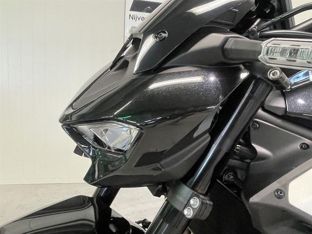 kawasaki - z900