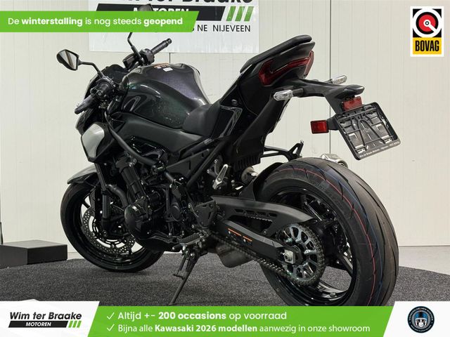 kawasaki - z900