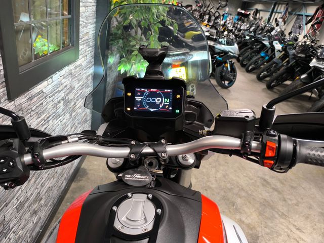 moto-guzzi - v-85-tt