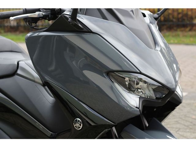 yamaha - tmax-tech-max