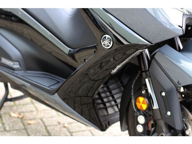 yamaha - tmax-tech-max