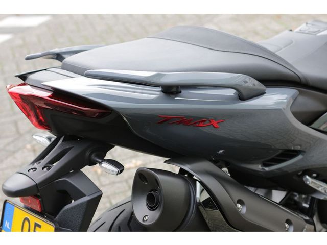 yamaha - tmax-tech-max