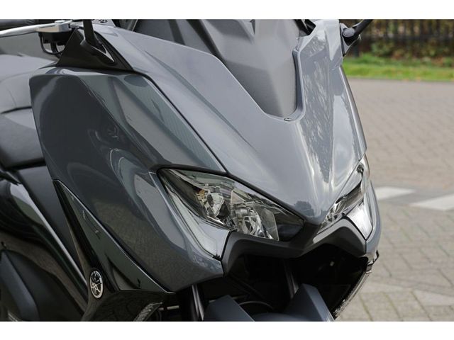 yamaha - tmax-tech-max