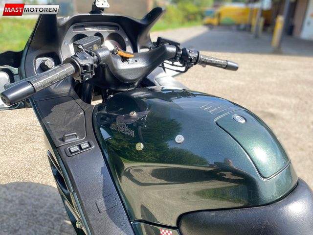 honda - st-1100-pan-european-abs-tcs