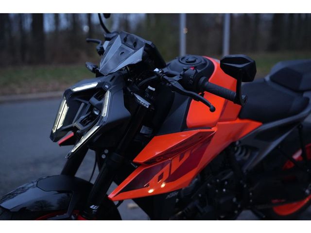 ktm - 990-duke