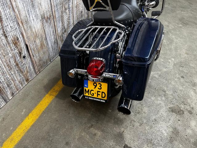 harley-davidson - roadking