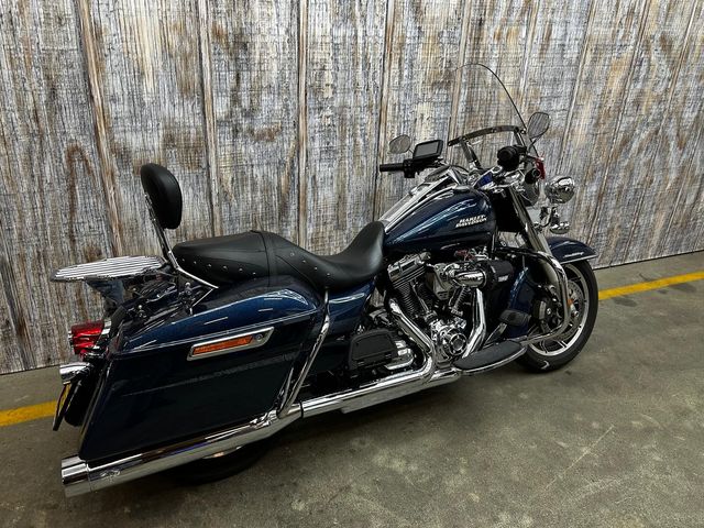 harley-davidson - roadking