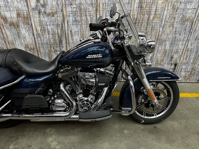 harley-davidson - roadking