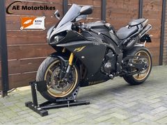 YAMAHA YZF R1