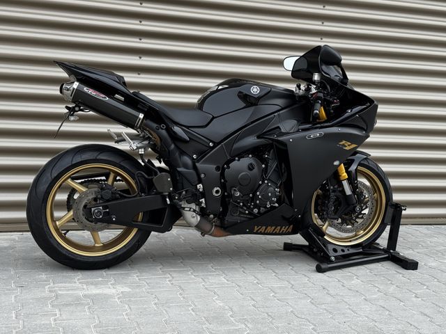 yamaha - yzf-r1