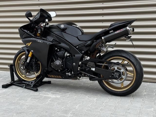yamaha - yzf-r1