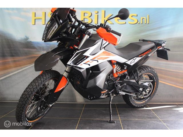 ktm - 790-adventure-r