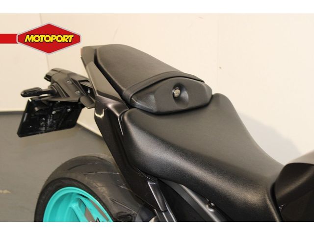 yamaha - mt-09-y-amt