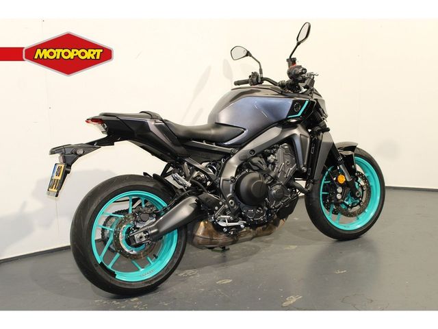 yamaha - mt-09-y-amt