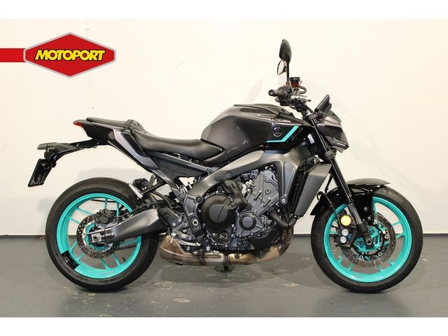 yamaha - mt-09-y-amt
