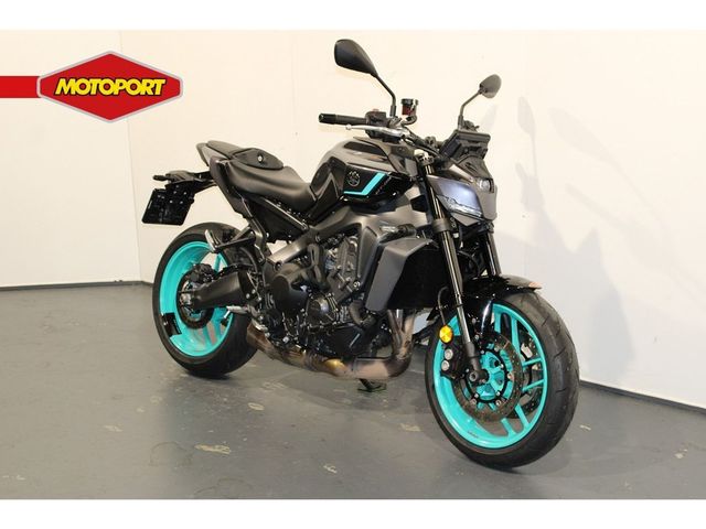 yamaha - mt-09-y-amt