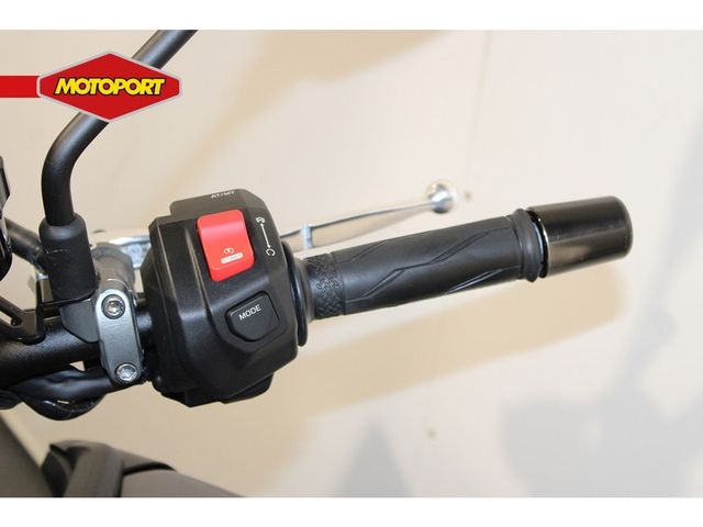 yamaha - mt-09-y-amt