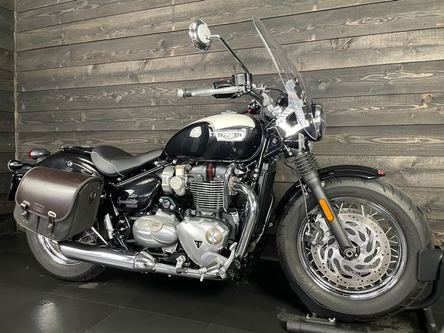 triumph - bonneville-speedmaster