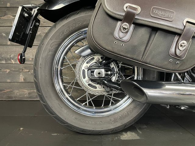triumph - bonneville-speedmaster