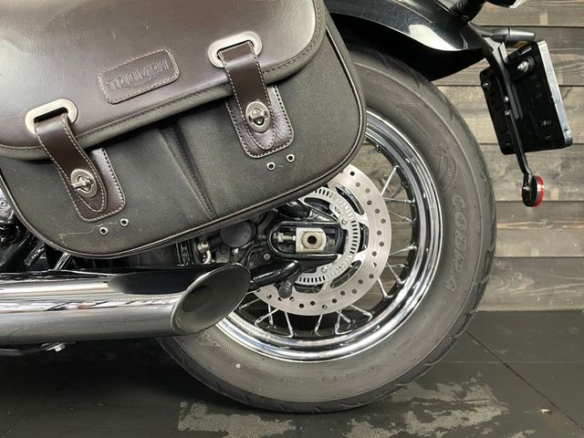 triumph - bonneville-speedmaster