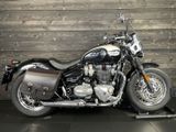 TRIUMPH BONNEVILLE SPEEDMASTER