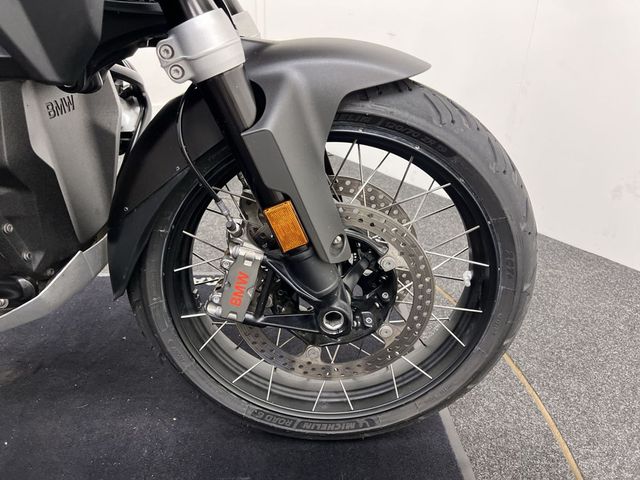 bmw - r-1300-gs-adventure