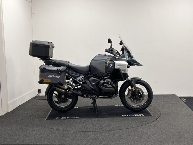 bmw - r-1300-gs-adventure