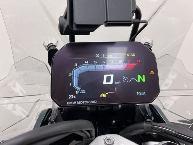 bmw - r-1300-gs-adventure