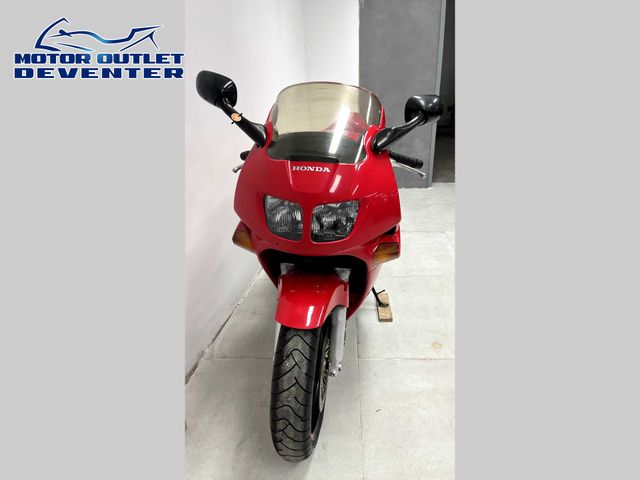 honda - st-1100-pan-european-abs-tcs