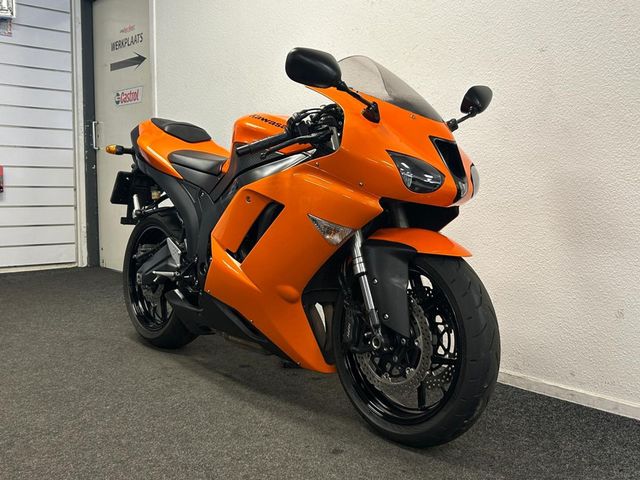 kawasaki - zx-6r-ninja