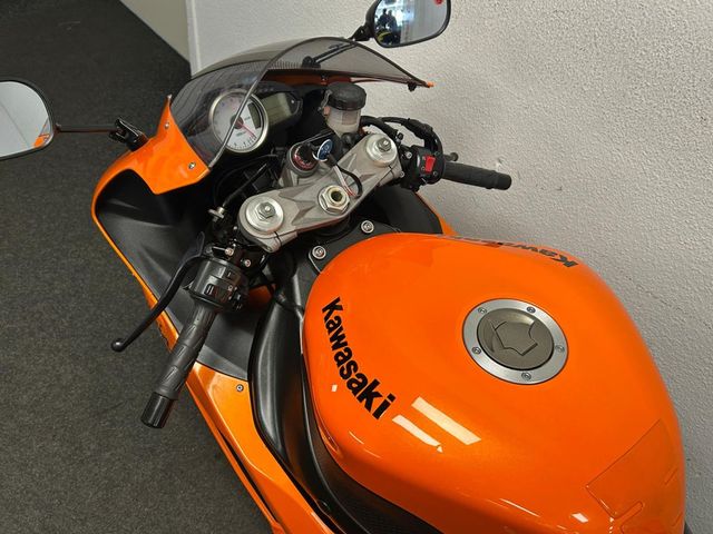 kawasaki - zx-6r-ninja