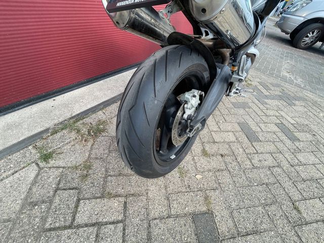 ducati - monster-696