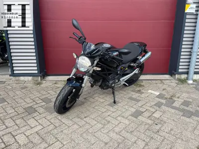 DUCATI MONSTER 696 – foto 2