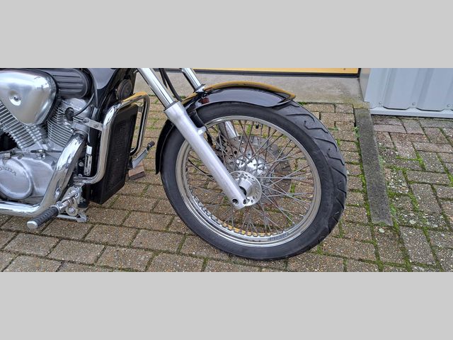 honda - vt-600-c-shadow--vlx-