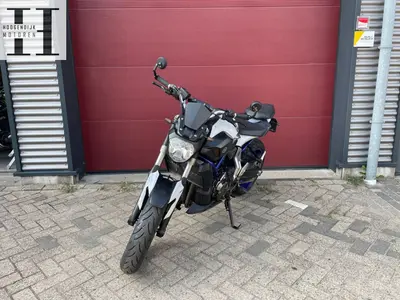 YAMAHA MT 07 – foto 2