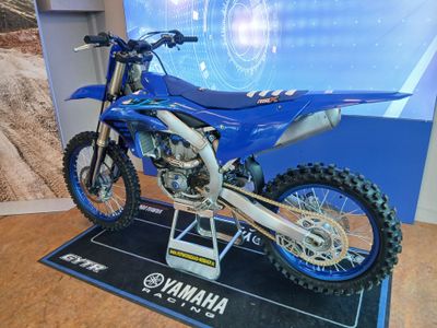 YAMAHA YZ 250 F – foto 3