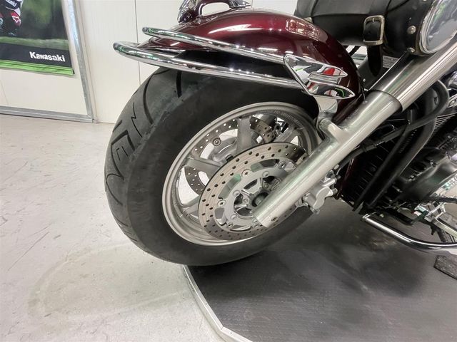 yamaha - xvs-1300-custom