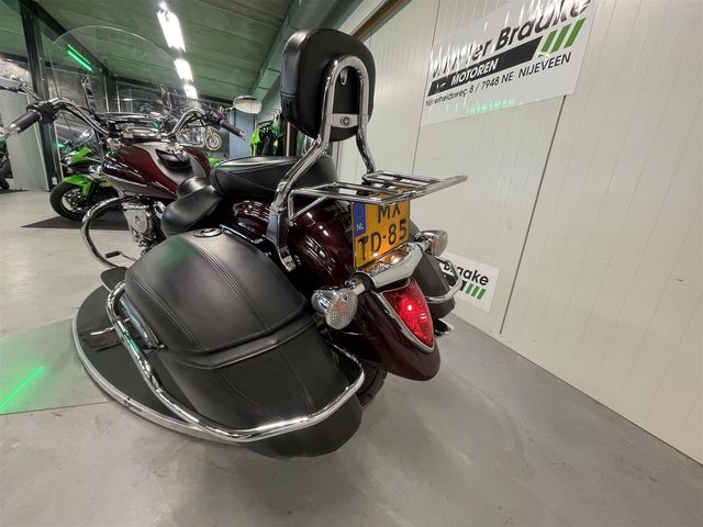 yamaha - xvs-1300-custom