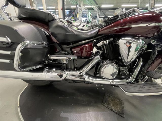 yamaha - xvs-1300-custom