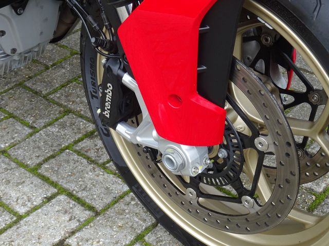moto-guzzi - v-100-mandello