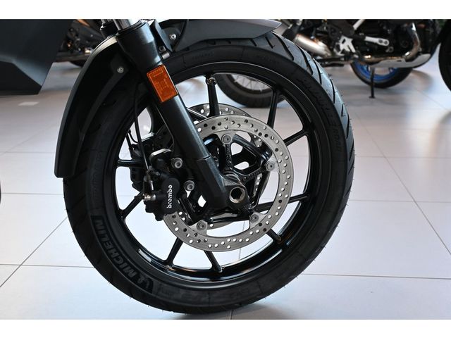bmw - f-800-gs