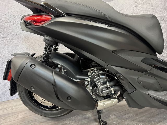 piaggio - beverly-300