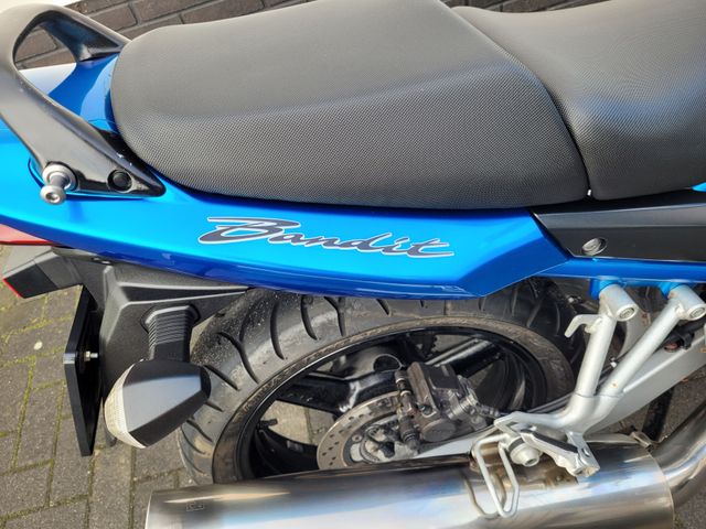 suzuki - gsf-650-n-bandit-abs
