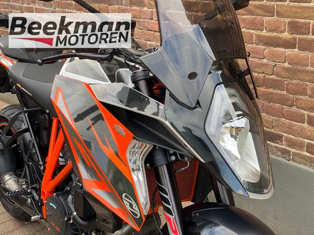 ktm - 1290-super-duke-gt