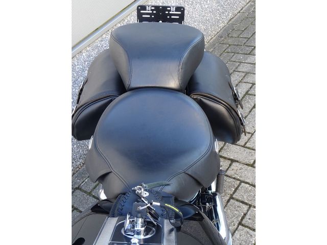 harley-davidson - springer-flsts-softail