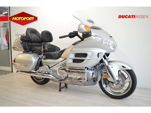 honda - gl-1800-goldwing-abs