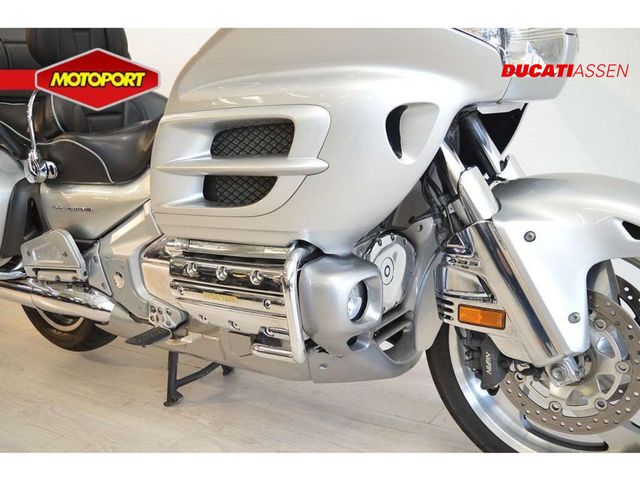 honda - gl-1800-goldwing-abs