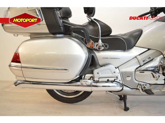 honda - gl-1800-goldwing-abs