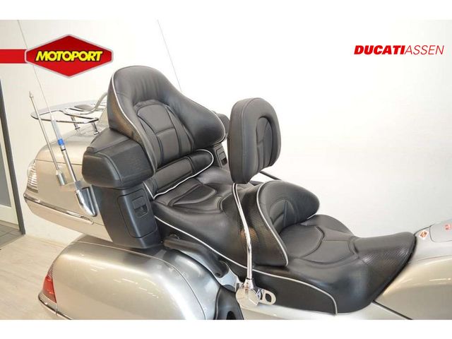 honda - gl-1800-goldwing-abs
